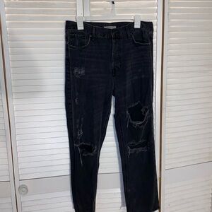 Women’s black ripped jeans